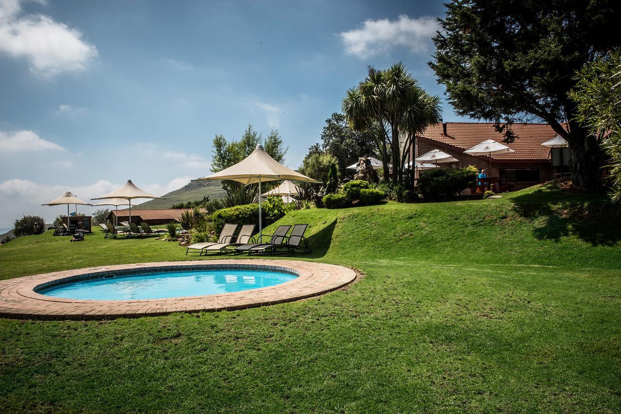 Hotel First Group Qwantani Harrismith Zewnętrze zdjęcie