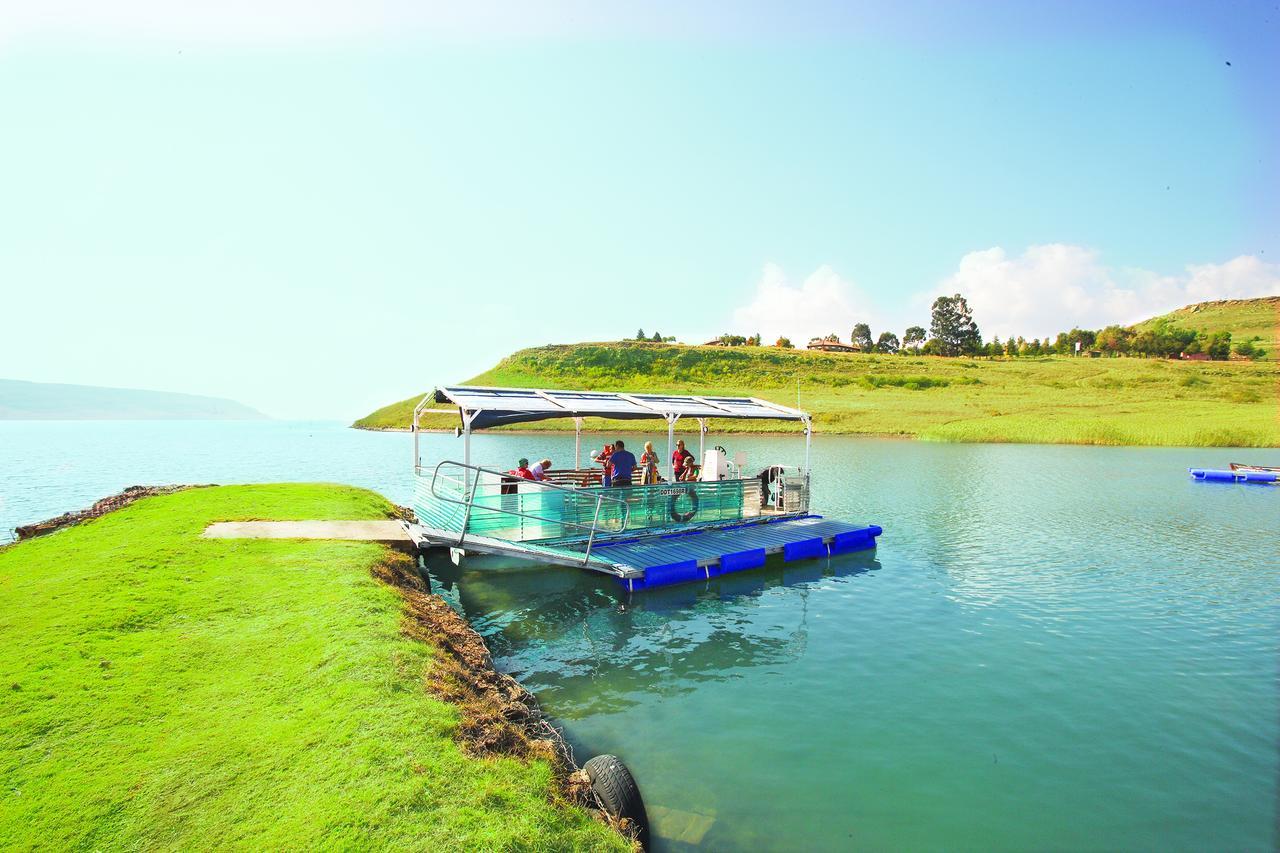 Hotel First Group Qwantani Harrismith Zewnętrze zdjęcie