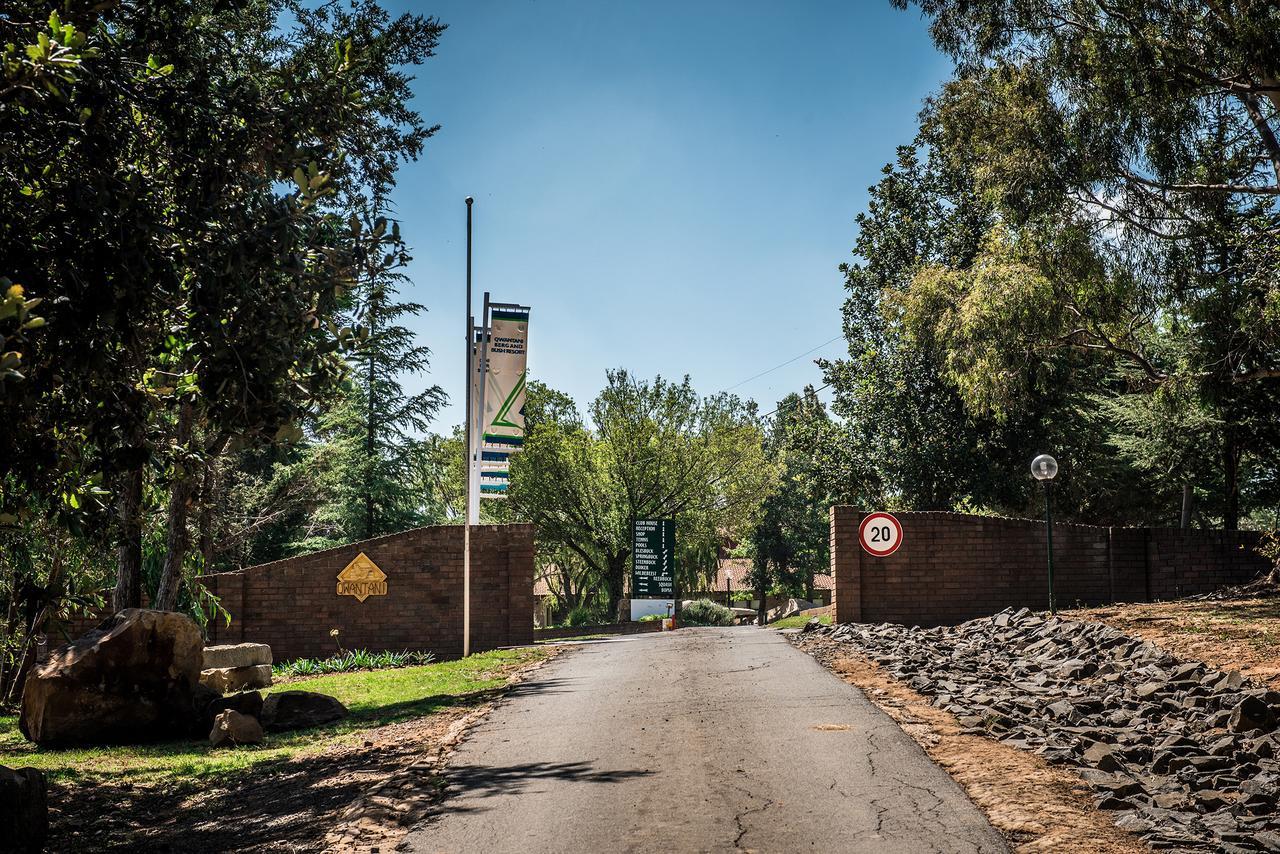 Hotel First Group Qwantani Harrismith Zewnętrze zdjęcie